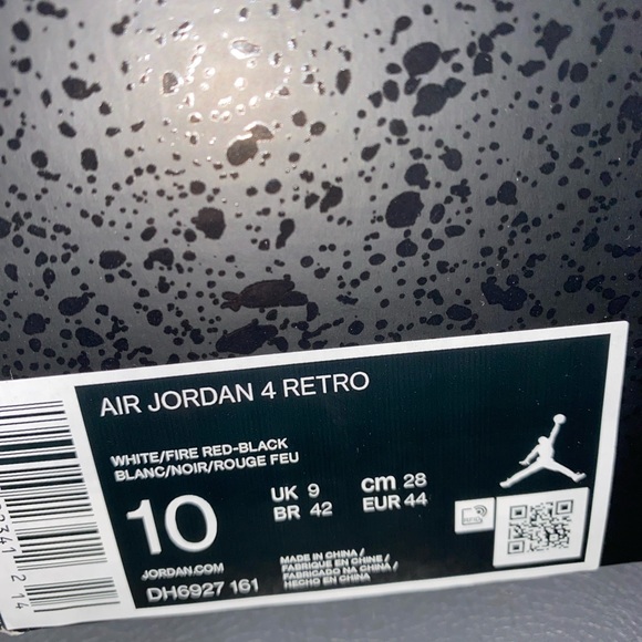 Air Jordan 4 “Fire Red” - Picture 2 of 3